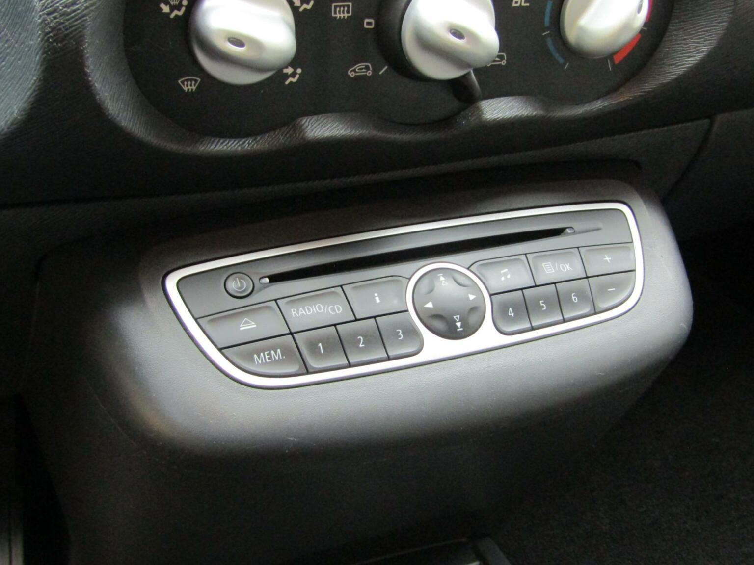 Renault-Twingo-8