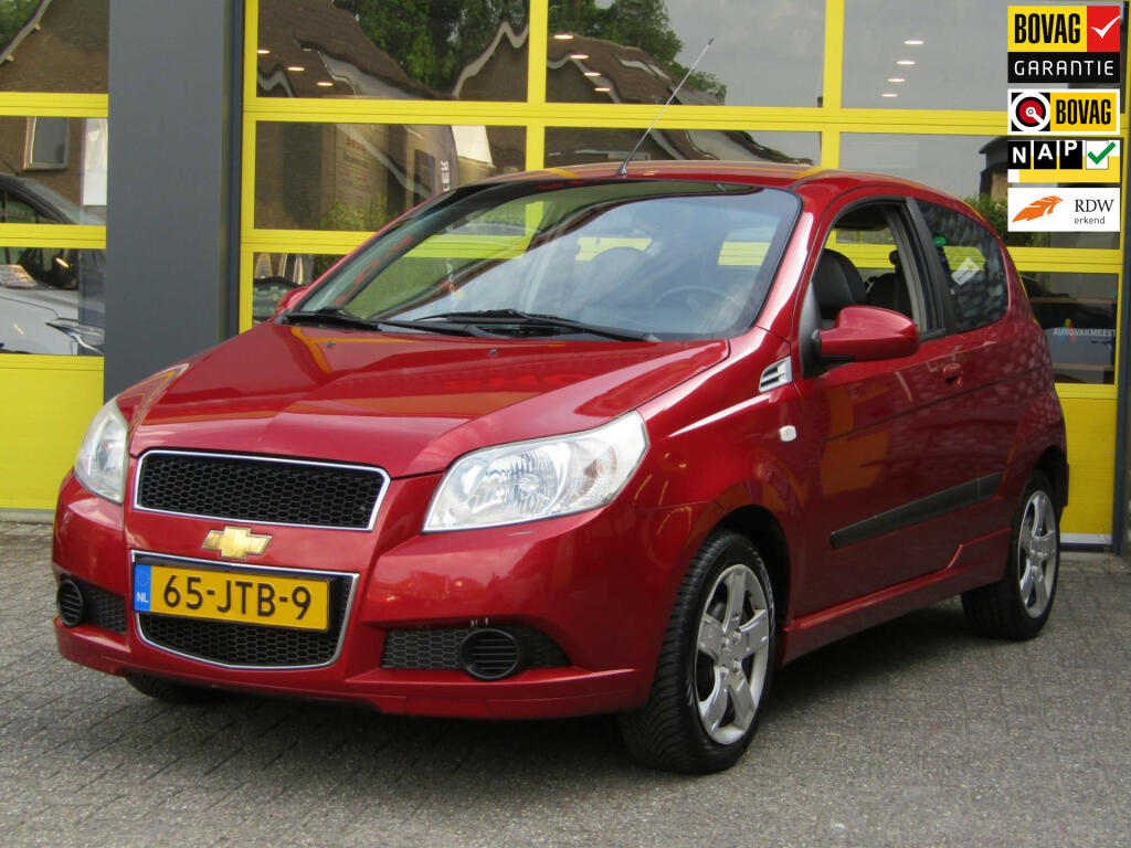 Chevrolet-Aveo-thumb